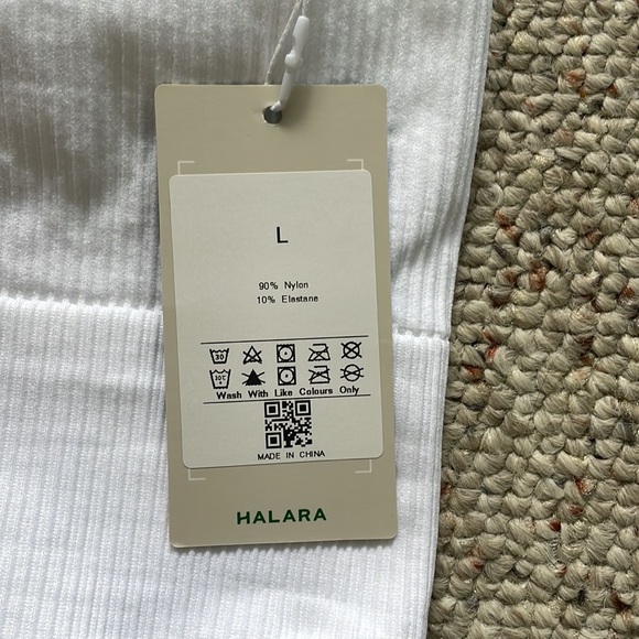 NWT Halara White Cross Back Crop Tank Top Size Large - Picture 3 of 4